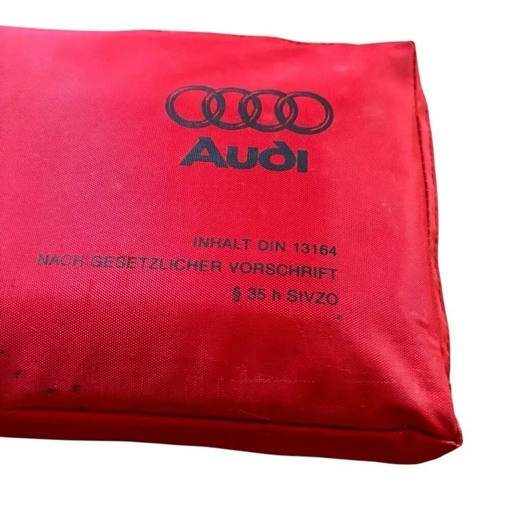 Audi A6 Quattro 1998-2004 First Aid Kit 4B0860281 *New-Read*